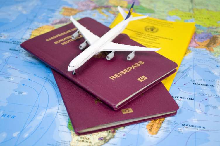 How to cross borders using dual passports?