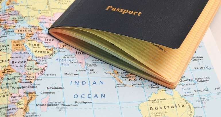 24% of UHNWIs plan to apply for a second passport in 2021